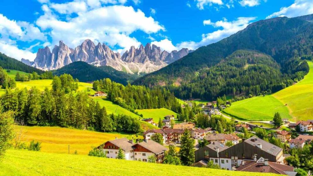 buscan voluntarios para vivir en los alpes italianos con gastos cubiertos